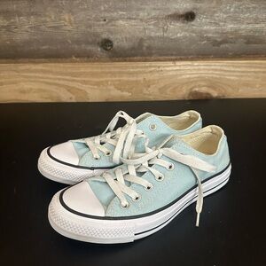 Converse All Star Casual Lace Up Low Ox Sneakers Light Blue Women’s 7 Men’s 5